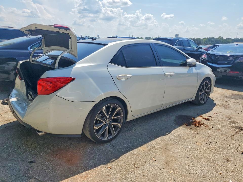 Photo 3 from auction – 2017 TOYOTA COROLLA with VIN 5YFBURHE2HP611070