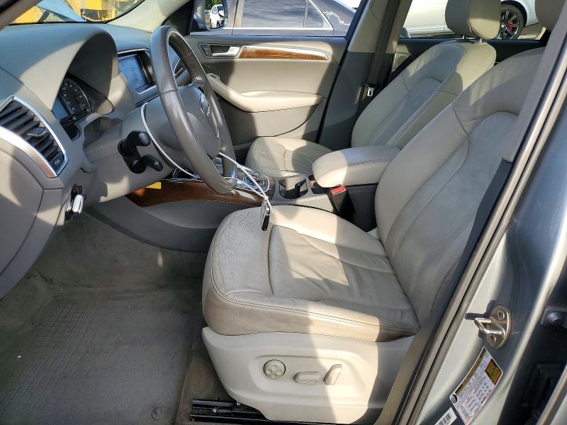 Photo 7 from auction – 2010 AUDI Q5 with VIN WA1LKAFP3AA095032