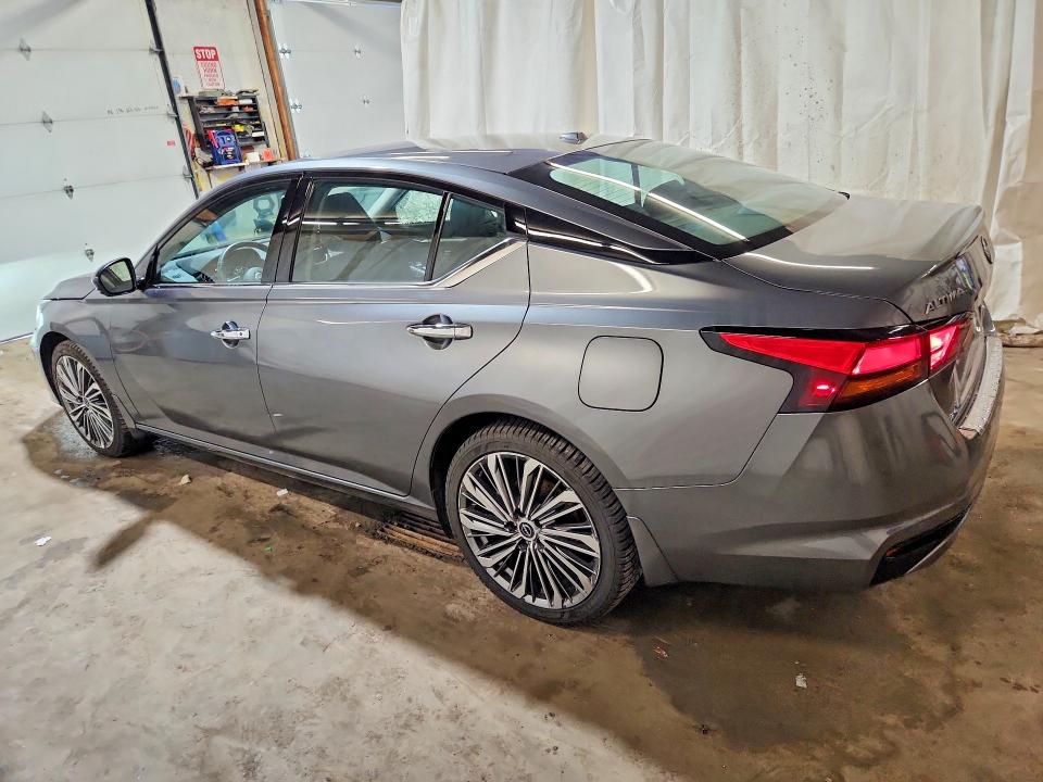 Photo 2 from auction – 2023 NISSAN ALTIMA with VIN 1N4BL4EW1PN300752