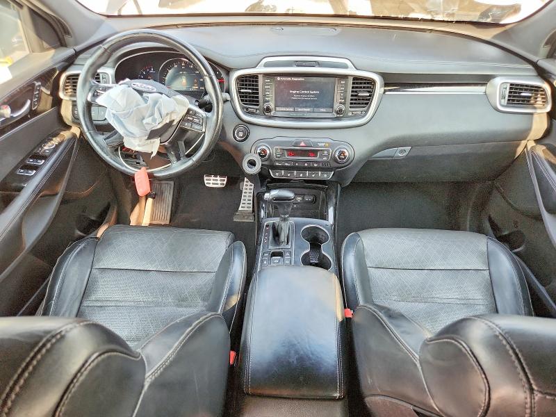 Photo 8 from auction – 2019 KIA SORENTO with VIN 5XYPKDA54KG448944