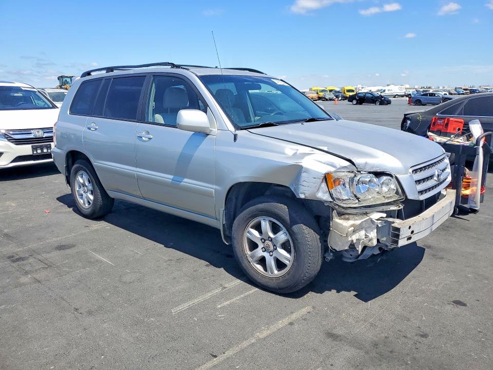 Photo 4 from auction – 2002 TOYOTA HIGHLANDER with VIN JTEHF21A920073936