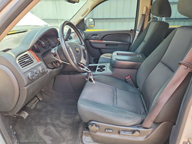 Photo 7 from auction – 2011 CHEVROLET AVALANCHE with VIN 3GNTKEE31BG363694