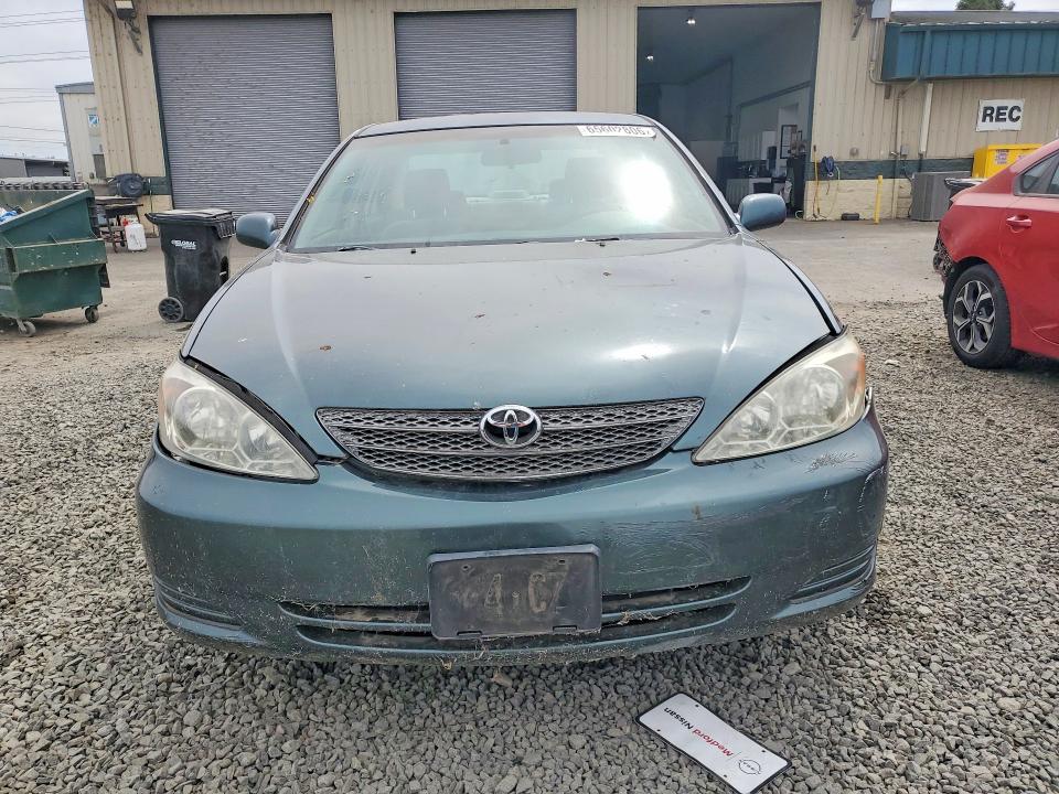 Photo 5 from auction – 2002 TOYOTA CAMRY with VIN JTDBE32K620092471
