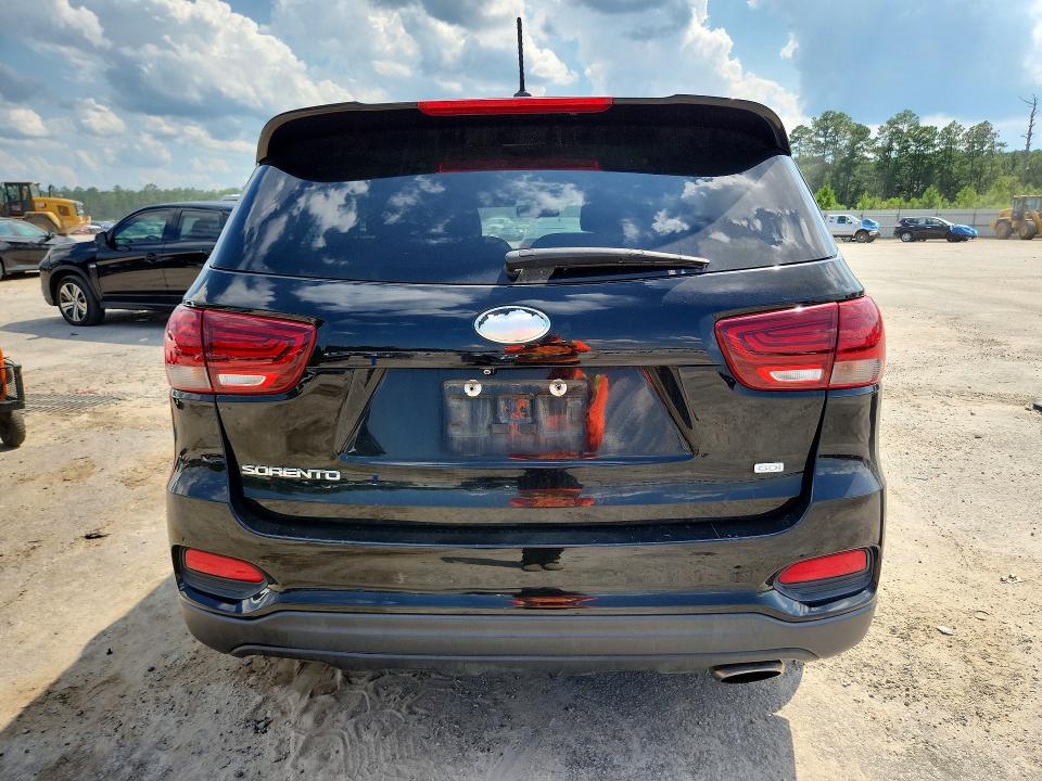 Photo 6 from auction – 2019 KIA SORENTO with VIN 5XYPG4A35KG558661