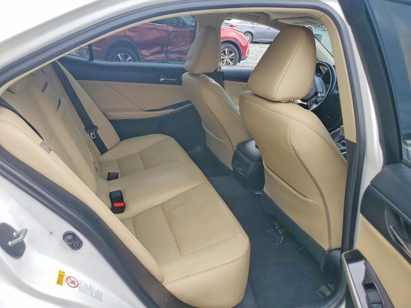 صورة رقم 10 من المزاد - 2015 LEXUS IS مع VIN JTHBF1D29F5081017