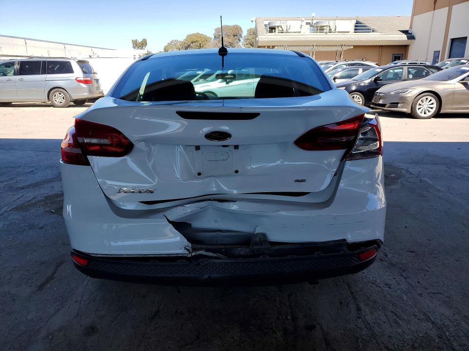 Photo 6 from auction – 2017 FORD FOCUS with VIN 1FADP3F22HL315888