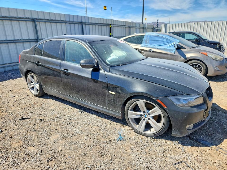 Photo 4 from auction – 2011 BMW 328 with VIN WBAPH7G59BNM56714