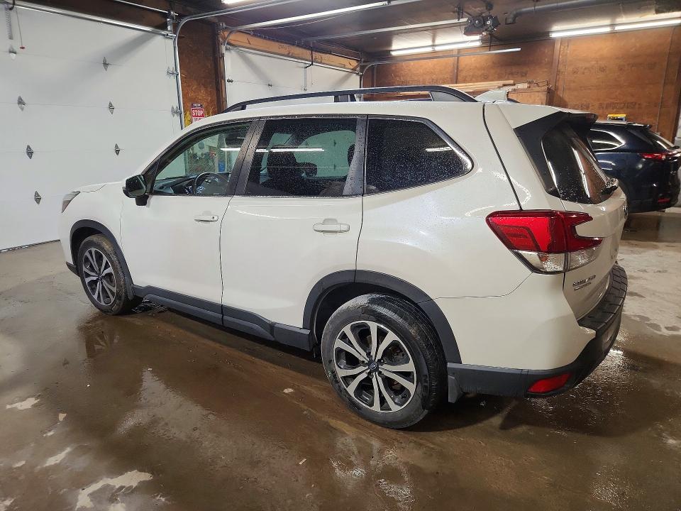 Photo 2 from auction – 2021 SUBARU FORESTER with VIN JF2SKAUC6MH545982