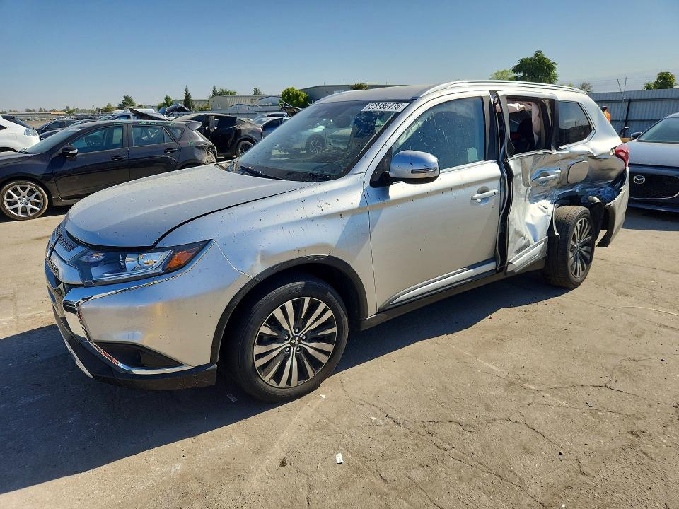 MITSUBISHI OUTLANDER 2020 with VIN JA4AD3A31LZ034512 - Photo from auction