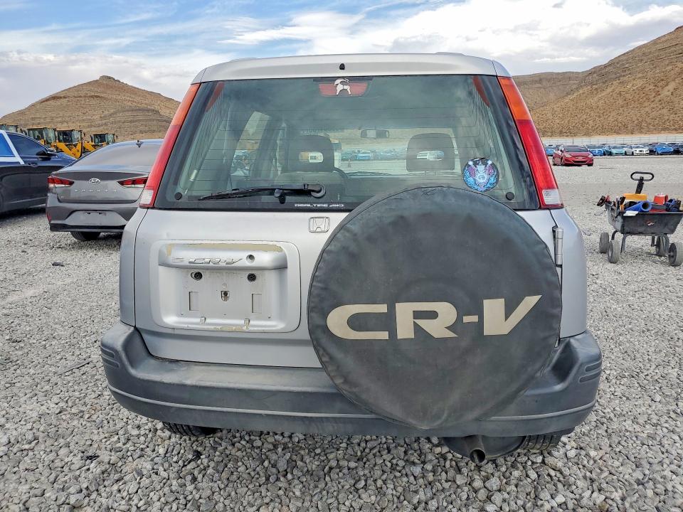 Photo 6 from auction – 2001 HONDA CR-V with VIN JHLRD18421C037398