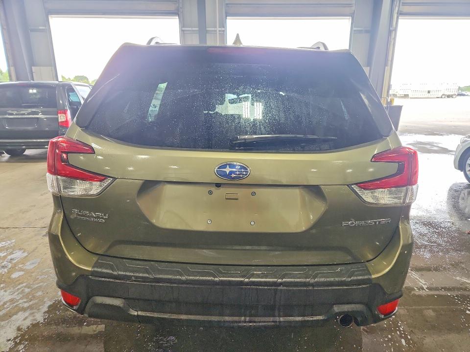 Photo 6 from auction – 2022 SUBARU FORESTER with VIN JF2SKANC2NH414029
