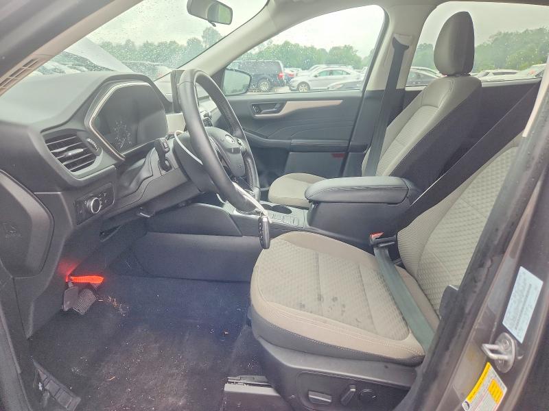 Photo 7 from auction – 2022 FORD ESCAPE with VIN 1FMCU9G65NUB93614