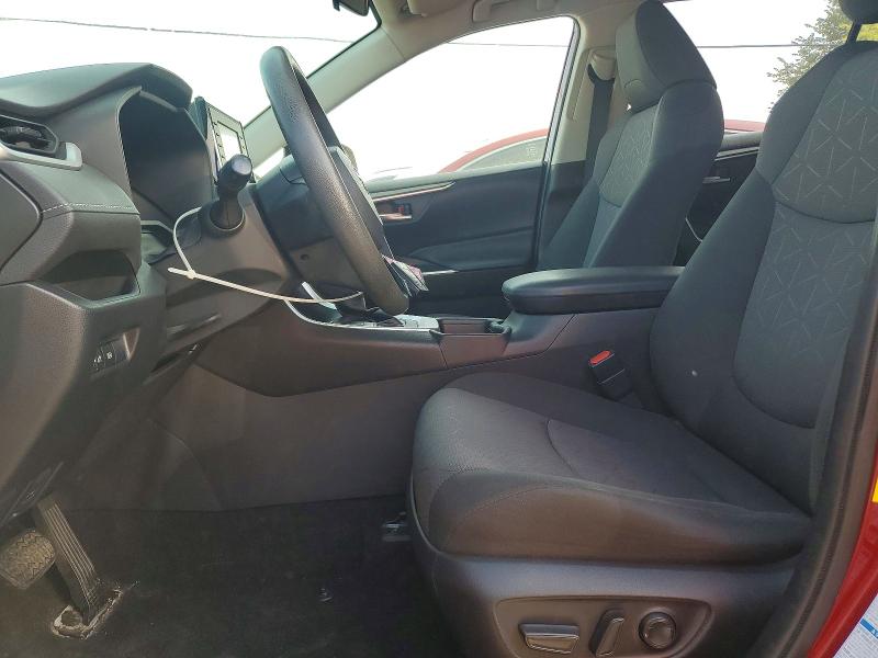 Photo 7 from auction – 2020 TOYOTA RAV4 with VIN JTMP1RFV3LD528244