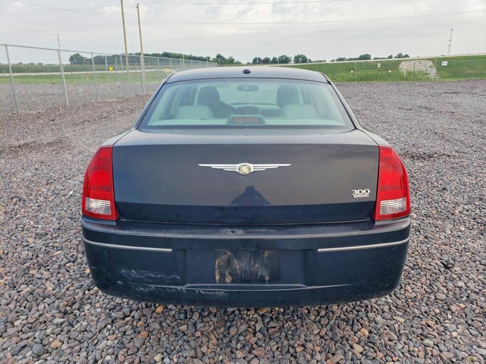 Photo 6 from auction – 2007 CHRYSLER 300 with VIN 2C3KA53G47H658023