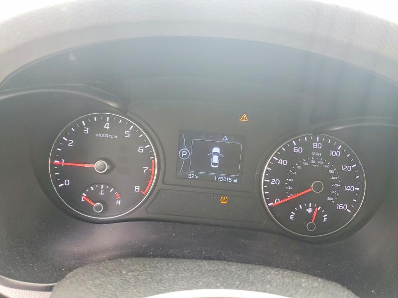 Photo 9 from auction – 2016 KIA OPTIMA with VIN 5XXGU4L3XGG007546