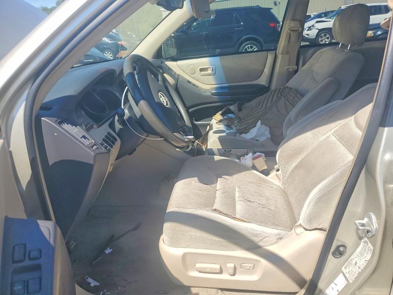 Photo 7 from auction – 2002 TOYOTA HIGHLANDER with VIN JTEHF21A520083606
