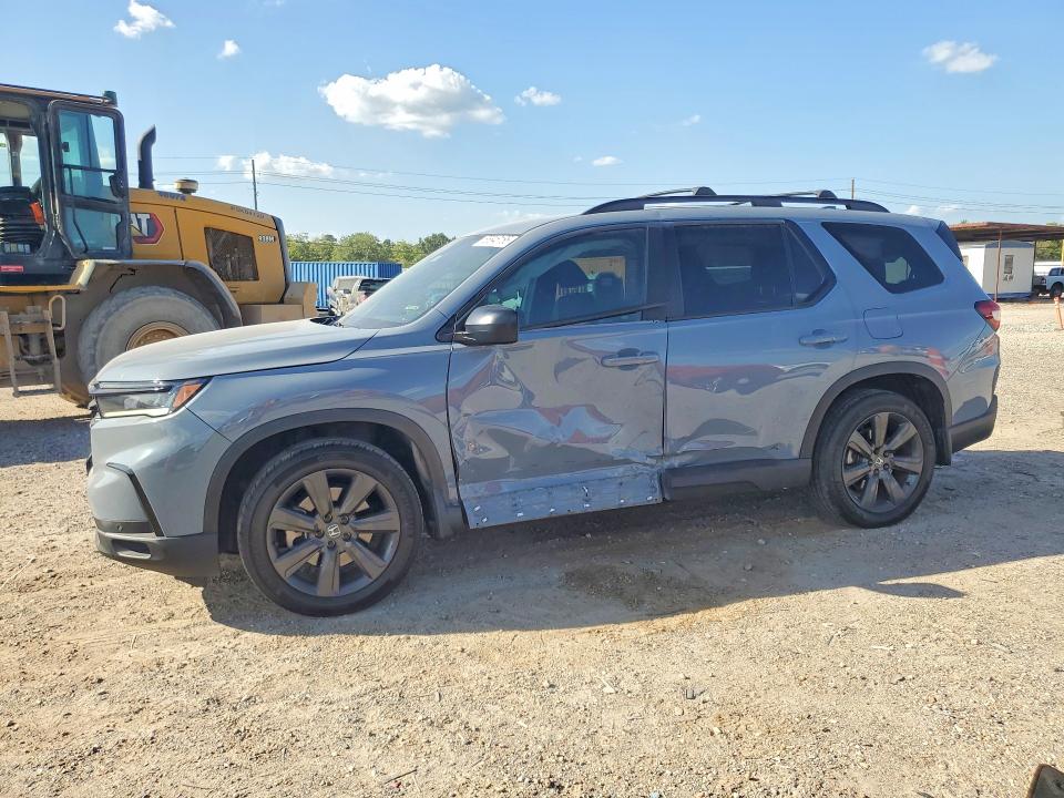 Photo 1 from auction – 2023 HONDA PILOT with VIN 5FNYG1H32PB028560