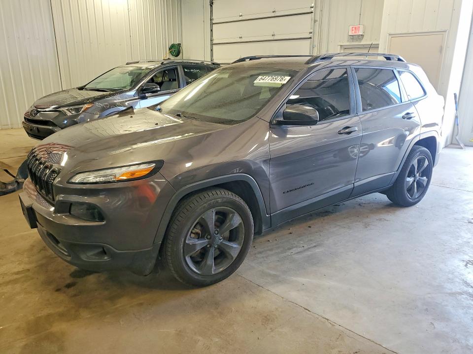 JEEP CHEROKEE 2018 with VIN 1C4PJLCB8JD552687 - Photo from auction