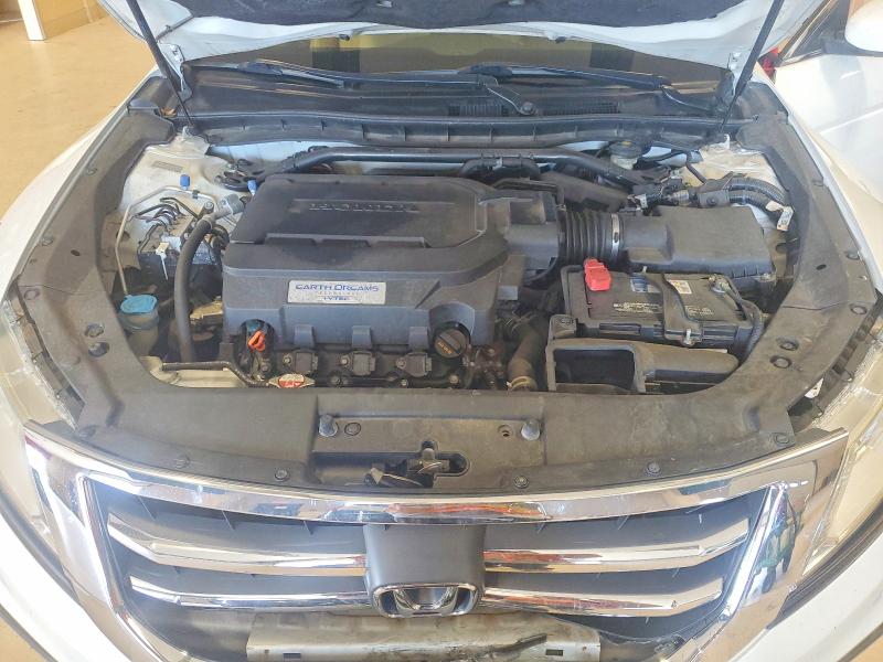 Photo 12 from auction – 2015 HONDA CROSSTOUR with VIN 5J6TF2H54FL004321
