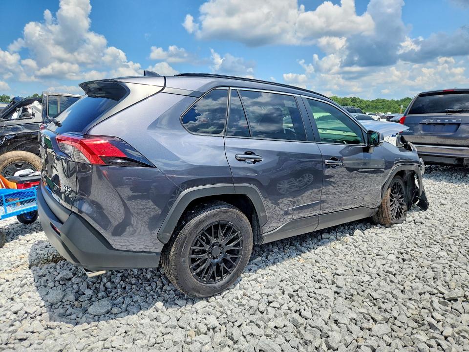 Photo 3 from auction – 2019 TOYOTA RAV4 with VIN JTMW1RFV3KD020592