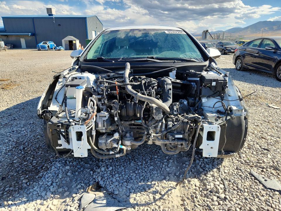 Photo 5 from auction – 2015 HYUNDAI SONATA with VIN 5NPE24AF9FH015893