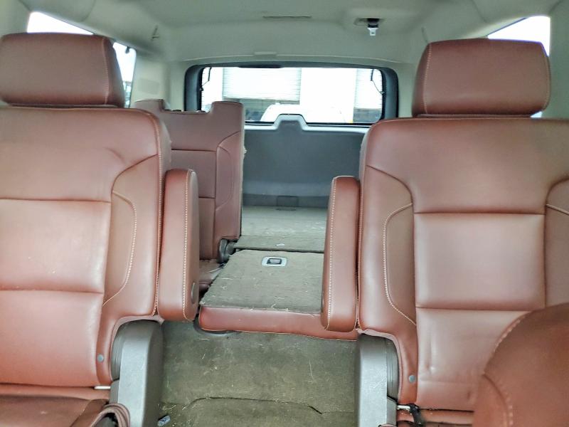 Photo 10 from auction – 2017 CHEVROLET SUBURBAN with VIN 4JGDF6EE4HA846608