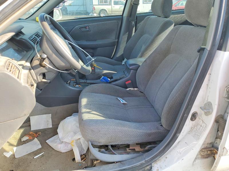 Photo 7 from auction – 2000 TOYOTA CAMRY with VIN JT2BG22K8Y0461353