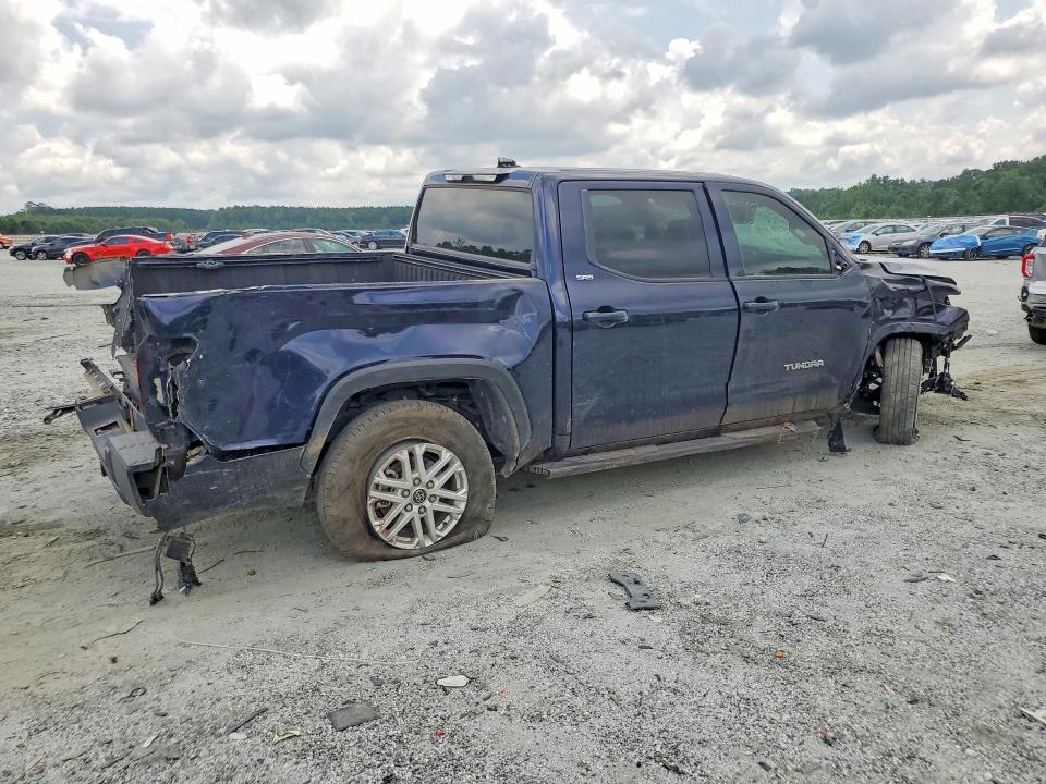 Photo 3 from auction – 2024 TOYOTA TUNDRA with VIN 5TFLA5DB7RX194467