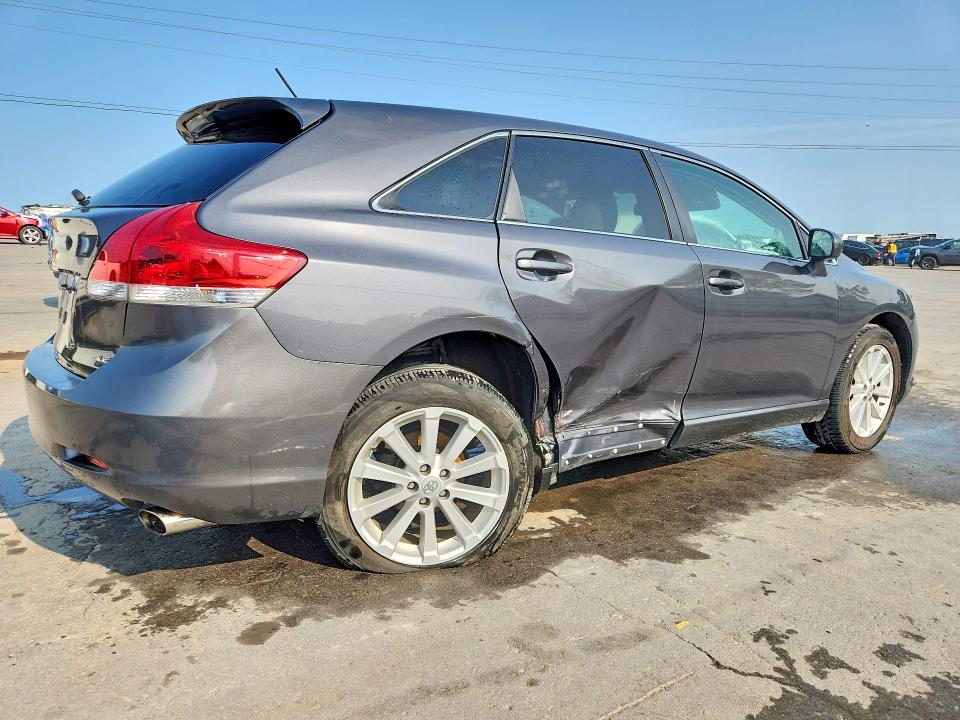 Photo 3 from auction – 2012 TOYOTA VENZA with VIN 4T3ZA3BB0CU056704