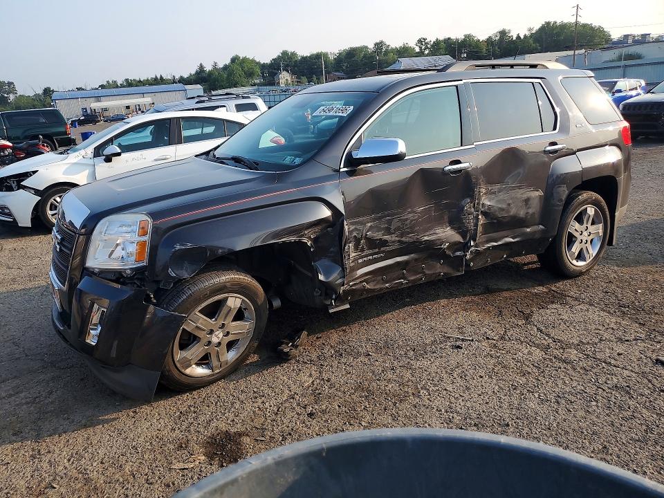 GMC TERRAIN 2013 with VIN 2GKFLVEK2D6357044 - Photo from auction