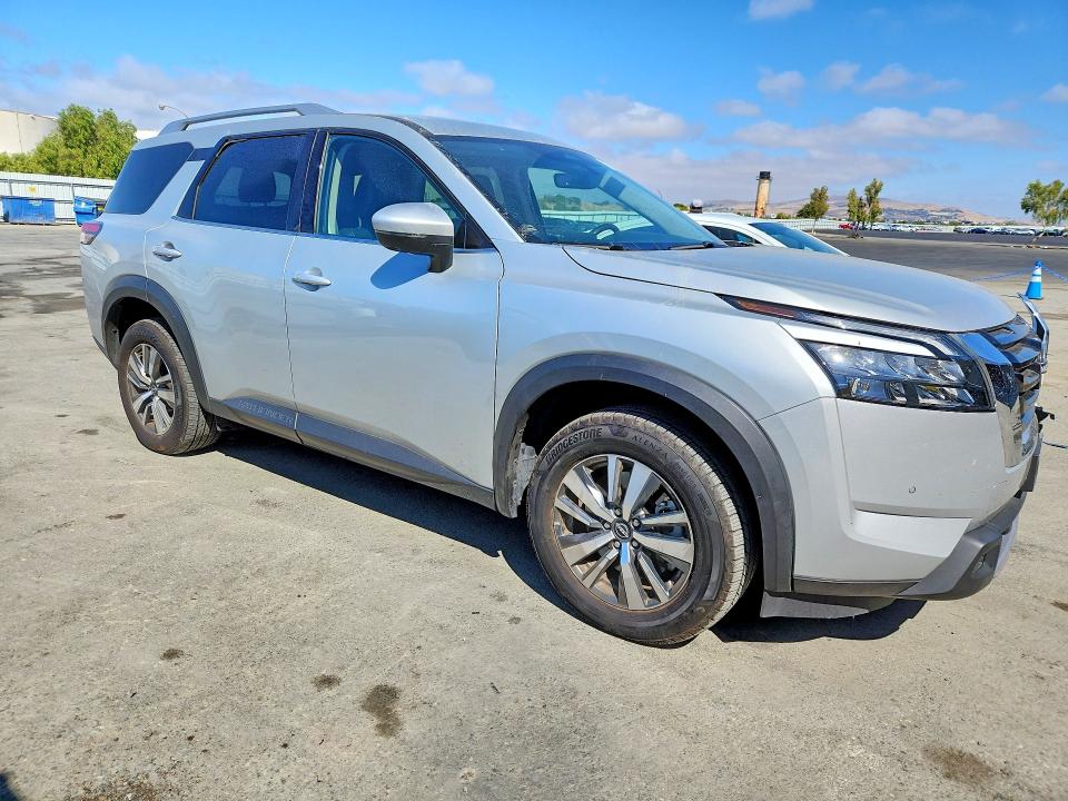 Photo 4 from auction – 2025 NISSAN PATHFINDER with VIN 5N1DR3CC1SC235891