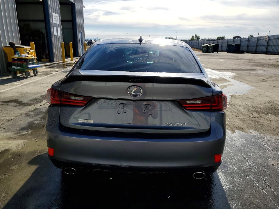 صورة رقم 6 من المزاد - 2014 LEXUS IS مع VIN JTHBF1D2XE5035940