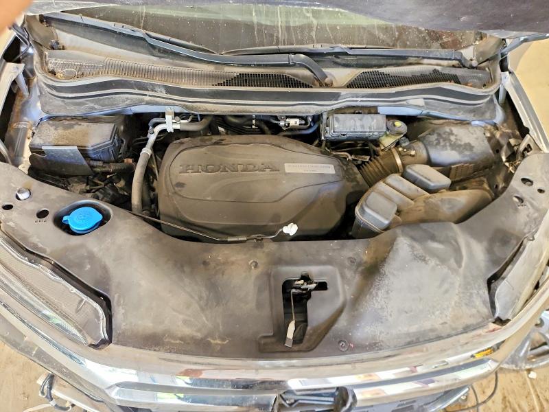 Photo 11 from auction – 2019 HONDA RIDGELINE with VIN 5FPYK3F50KB035537