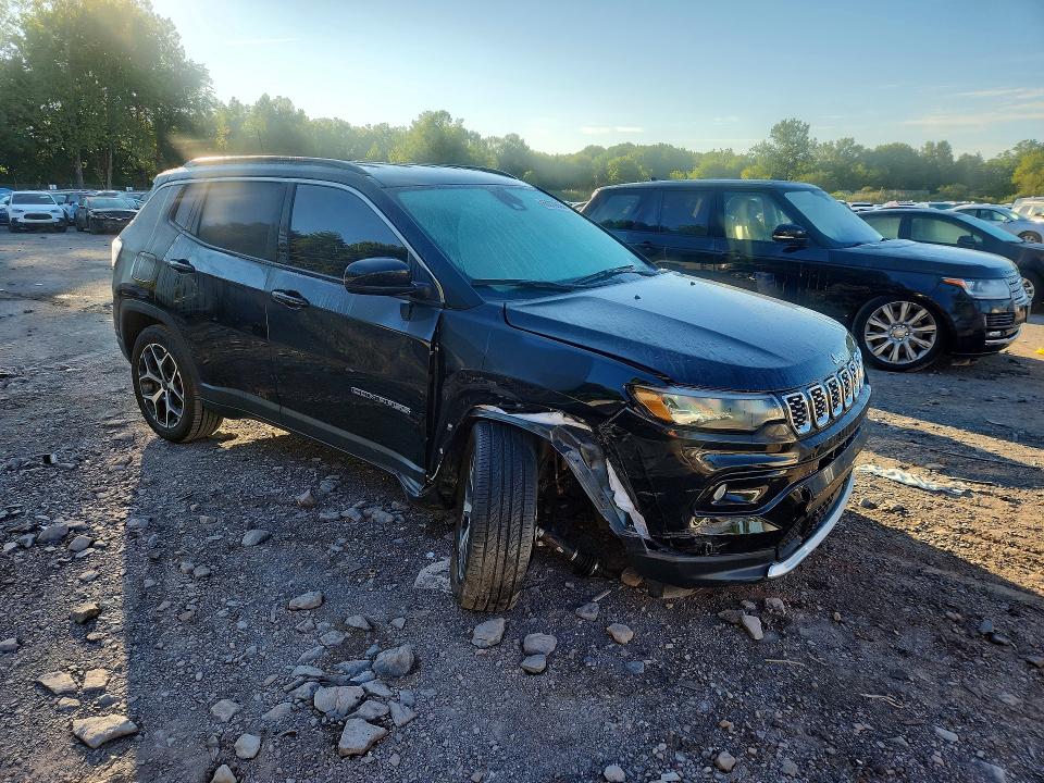 Zdjęcie 4 z aukcji – 2025 JEEP COMPASS z VIN 3C4NJDCN7ST502141