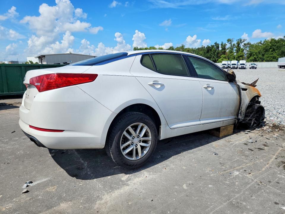 Photo 3 from auction – 2013 KIA OPTIMA with VIN KNAGM4A78D5412565
