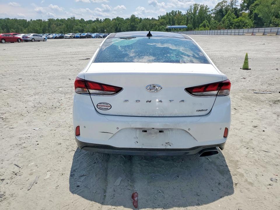 Фото 6 с аукциона – 2018 HYUNDAI SONATA с VIN 5NPE34AF3JH720548