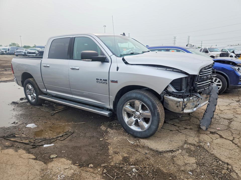 Photo 4 from auction – 2016 RAM 1500 with VIN 3C6RR7LT1GG388915