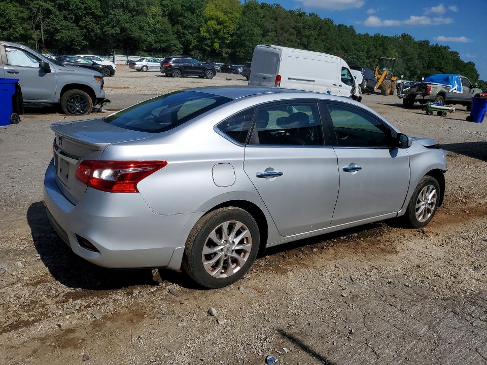 Photo 3 from auction – 2017 NISSAN SENTRA with VIN 3N1AB7AP3HY275269