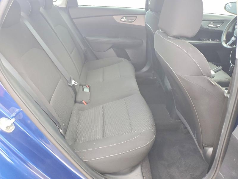 Снимка 10 от търг – 2021 KIA FORTE с VIN 3KPF24AD2ME337666