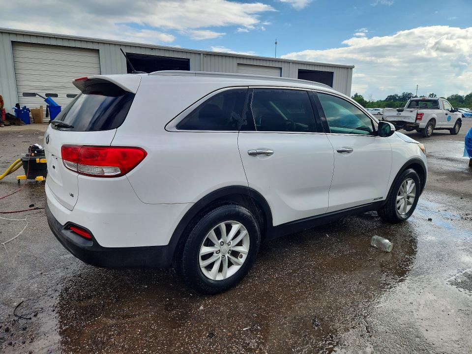 Photo 3 from auction – 2016 KIA SORENTO with VIN 5XYPGDA53GG135442