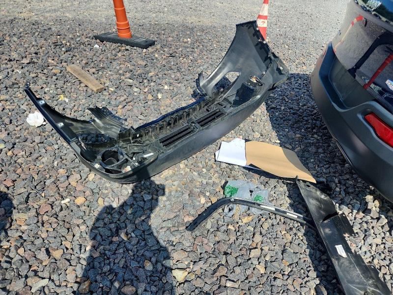 Photo 12 from auction – 2018 JEEP CHEROKEE with VIN 1C4PJMLB9JD548170