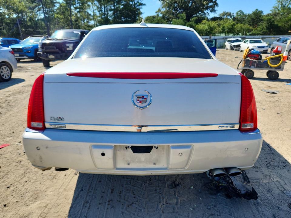 Photo 6 from auction – 2011 CADILLAC DTS with VIN 1G6KP5ES4BU129854