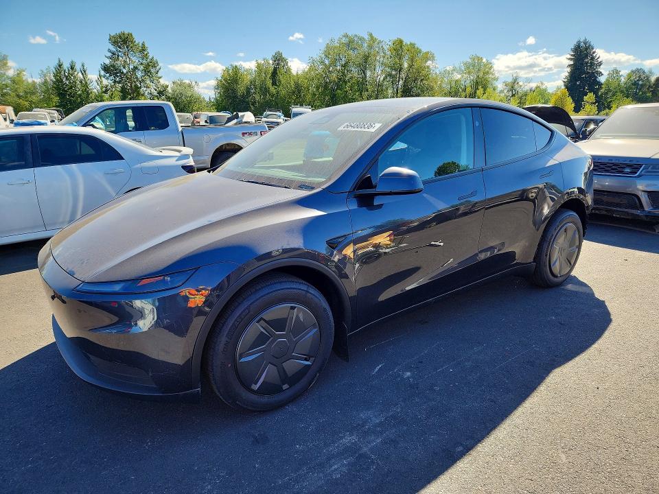 TESLA MODEL Y 2026 مع رقم تعريف المركبة 7SAYGDED5TA606868 - صورة من المزاد
