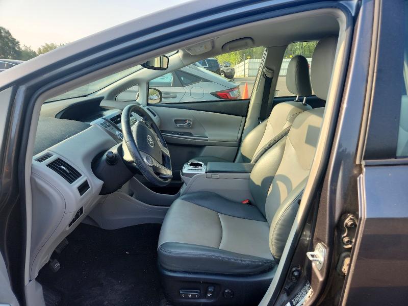 Photo 7 from auction – 2016 TOYOTA PRIUS V with VIN JTDZN3EU8GJ042460