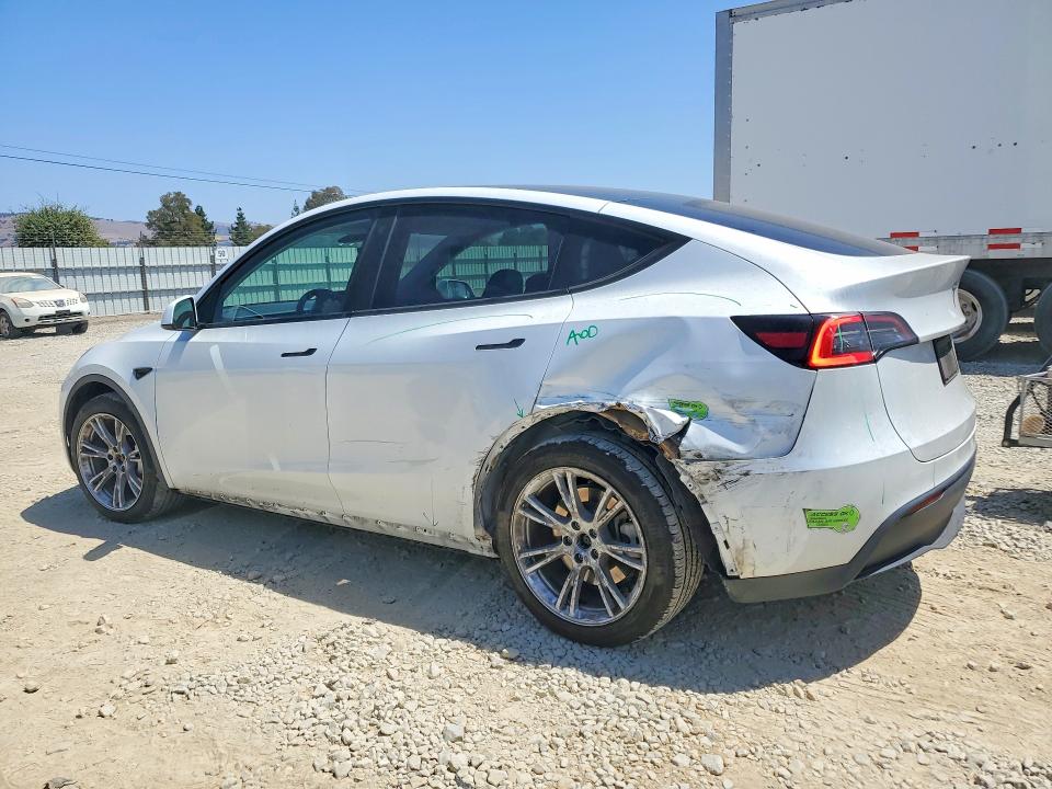 Photo 2 from auction – 2023 TESLA MODEL Y with VIN 7SAYGDEEXPF611162