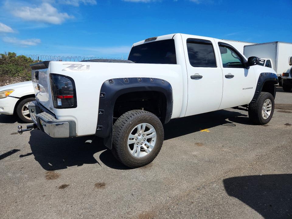 Photo 3 from auction – 2013 CHEVROLET SILVERADO with VIN 3GCPKPEA5DG129551