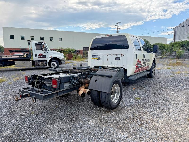 Photo 4 from auction – 2011 FORD F350 with VIN 1FD8W3HT6BEA67107