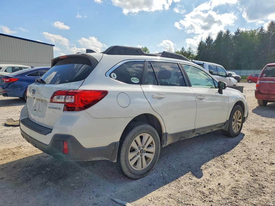 Снимка 3 от търг – 2019 SUBARU OUTBACK с VIN 4S4BSAFC5K3330188