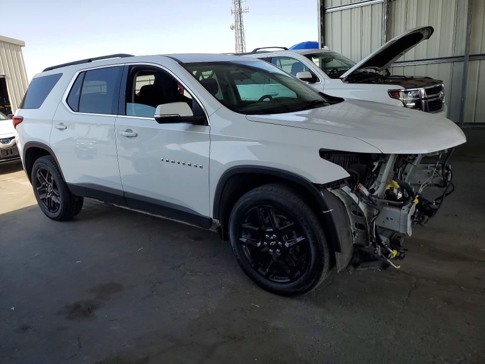 Photo 4 from auction – 2021 CHEVROLET TRAVERSE with VIN 1GNERGKW7MJ250705