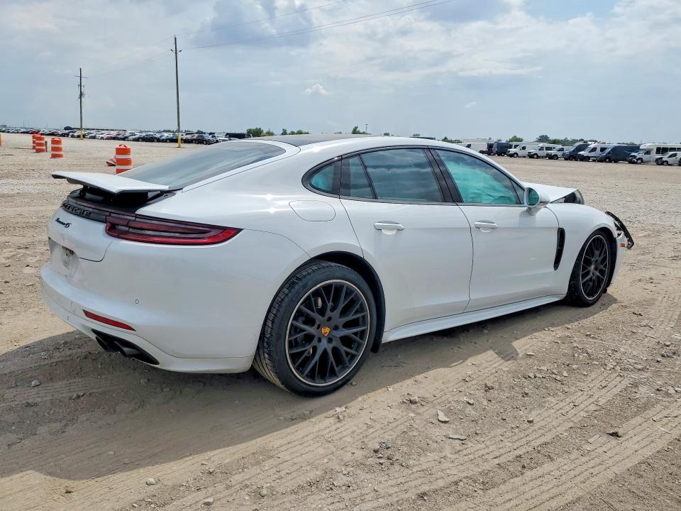 Photo 3 from auction – 2018 PORSCHE PANAMERA with VIN WP0AB2A75JL136422